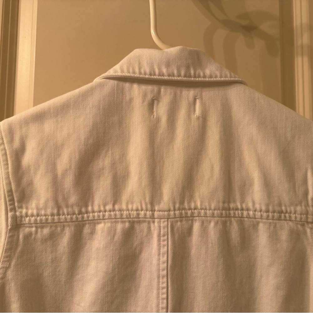 PAIGE white jean jacket - Picture 4 of 9
